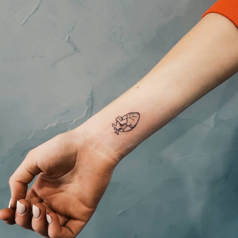 25 tiny wrist tattoos