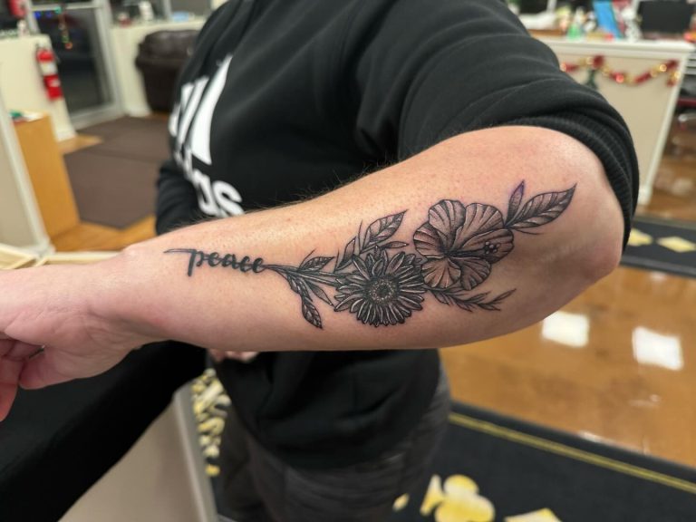 30 Flower Tattoo Designs